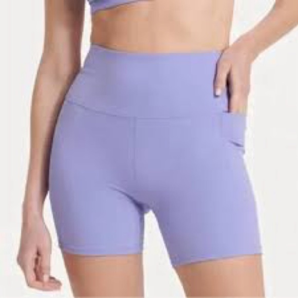 Vuori Studio Pocket Biker Shorts